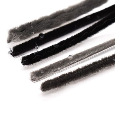 LED স্ট্রিপের জন্য স্ব-আঠালো আবহাওয়া স্ট্রিপিং 5 মিটার কালো সাউন্ডপ্রুফ