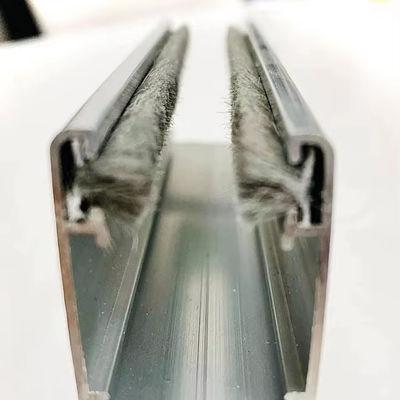 দরজা এবং উইন্ডোজের জন্য আধুনিক নকশা বায়ুরোধী উল পিল সিলিং আবহাওয়া সিলিং স্ট্রিপ পিল উচ্চতা 3-25mm