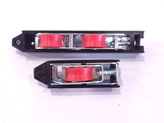 কালো স্লাইডিং প্যাটিও ডোর রোলার ভি গ্রুভ অ্যালুমিনিয়াম স্লাইডিং উইন্ডো রোলার