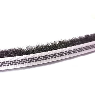 আধুনিক ডিজাইন স্টাইল সিএলজে ফিনিড বায়ু-প্রতিরোধী ধুলো-প্রতিরোধী মোহের ব্রাশ প্লাস্টিকের আবহাওয়া স্ট্রিপিং এবং 3-25 মিমি পিল উচ্চতা সহ