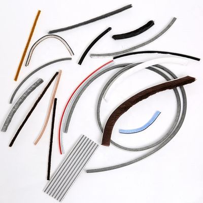 স্লাইডিং উইন্ডো আবহাওয়া স্ট্রিপিং ব্রাশ সীল গরম গলিত আঠালো টেপ এবং শব্দরোধী ফাংশন সঙ্গে