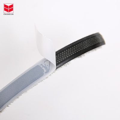 আধুনিক নকশা শৈলী দরজা এবং উইন্ডো উল পিল আবহাওয়া স্ট্রিপ সাউন্ড বিচ্ছিন্নতা সিলিকন ব্রাশ সিল স্ট্রিপ ISO9001 2008 সহ