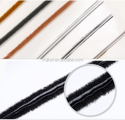 হাউস রঙ কালো/গ্রে/ব্রাউন/হোয়াইট/অন্যান্য উত্পাদন Cras-প্রতিরোধী প্লাস্টিকের পিল জলবায়ু স্ট্রিপ স্লাইডিং দরজার জন্য ফিন সহ