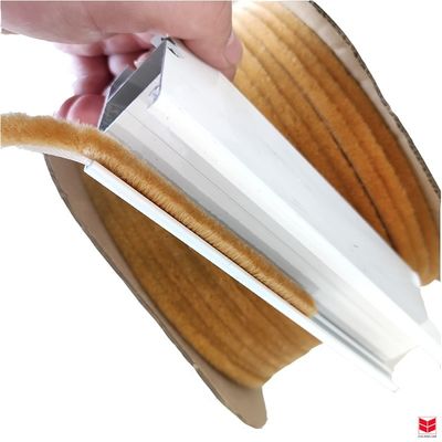 আধুনিক লাইটওয়েট বোনা ব্রাশ পিল স্লাইডিং দরজার জন্য আবহাওয়া stripping