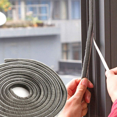 অ্যালুমিনিয়াম দরজা এবং উইন্ডোজ আনুষাঙ্গিক উল পিল আবহাওয়া স্ট্রিপ ব্রাশ উইন্ডো সিলিং জন্য ISO9001 2008 সার্টিফিকেট সঙ্গে