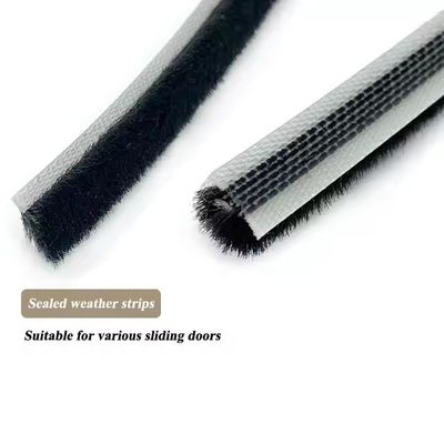 আধুনিক নকশা ধুলোরোধী বায়ুরোধী পিল দরজা এবং উইন্ডো জন্য আবহাওয়া স্ট্রিপ সহজ রক্ষণাবেক্ষণ