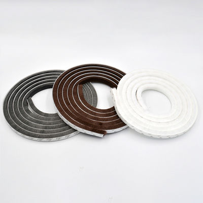 সহজ ইনস্টলেশন উল পিল ওয়াটারপ্রুফ ব্রাশ গ্যাসকেট আবহাওয়া সীল দরজা এবং উইন্ডো সীল স্ট্রিপ কালো / ধূসর / বাদামী / সাদা / অন্যান্য রঙের